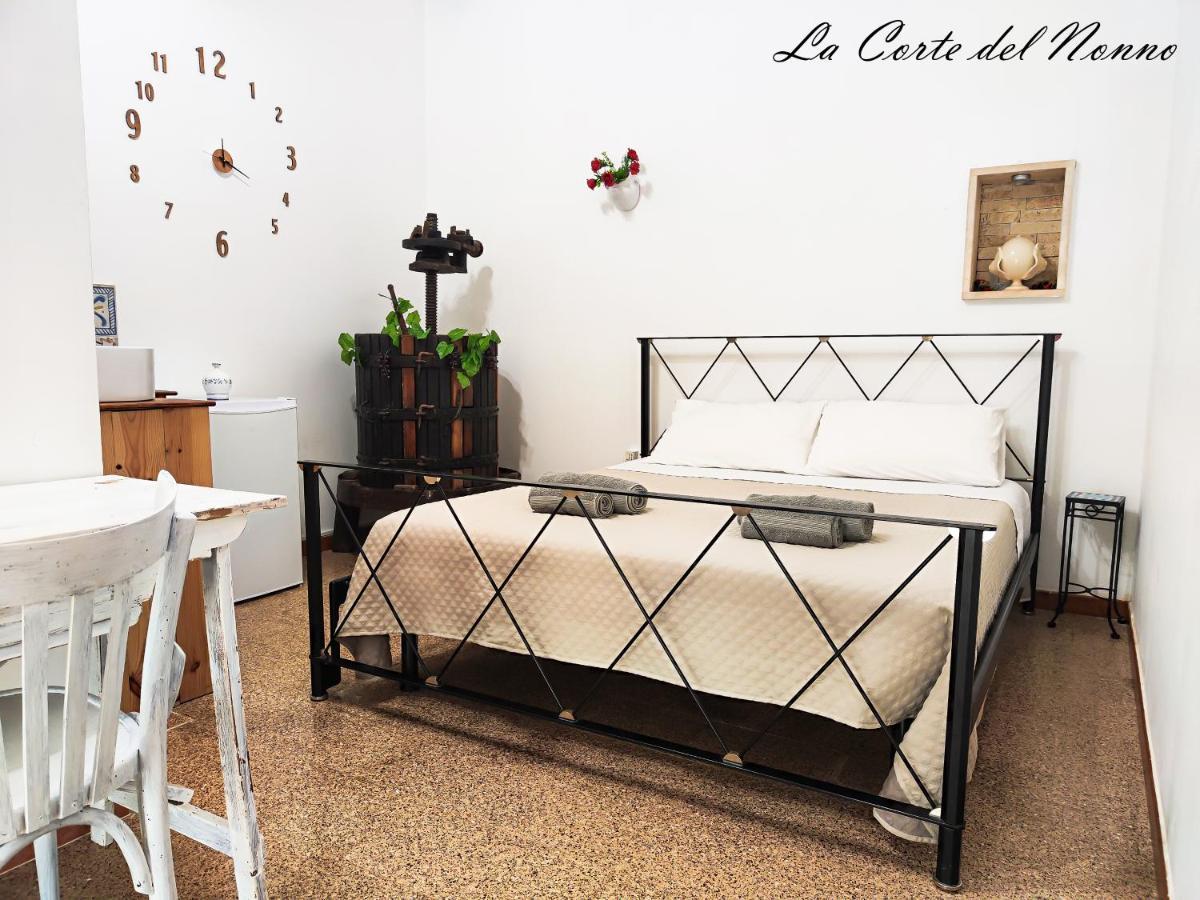 La Corte Del Nonno By Itriahomes チェーリエ・メッサーピカ エクステリア 写真