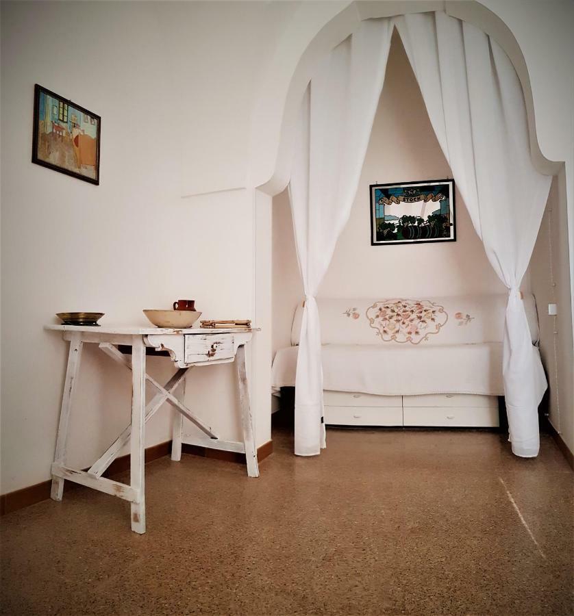 La Corte Del Nonno By Itriahomes チェーリエ・メッサーピカ エクステリア 写真